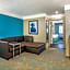 La Quinta Inn & Suites by Wyndham Elizabethtown