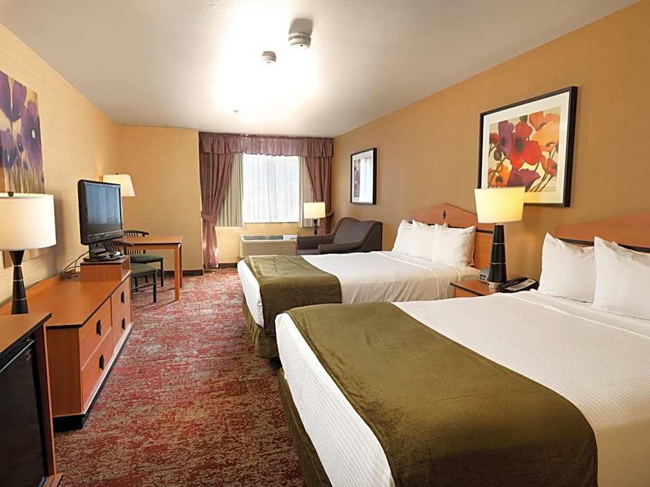 Crystal Inn Hotel & Suites - Midvalley