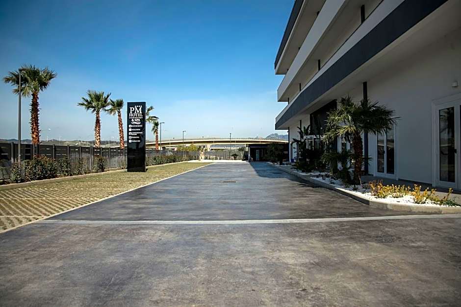 PM Hotel