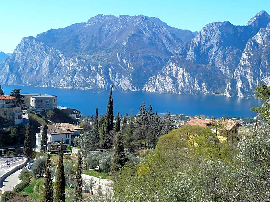 Garden Belvedere B&B