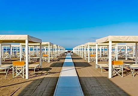 Regina Beach Holiday Apartments