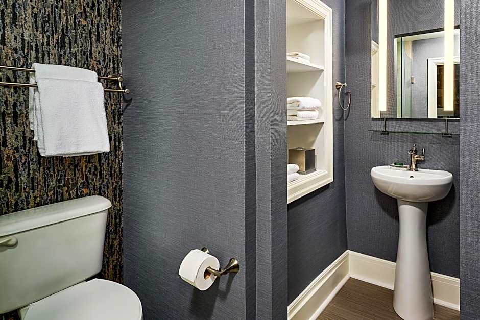 Hotel Alex Johnson Rapid City, Curio Collection by Hilton