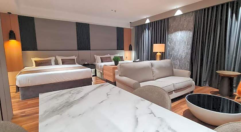 Extreme Boutique Hotel