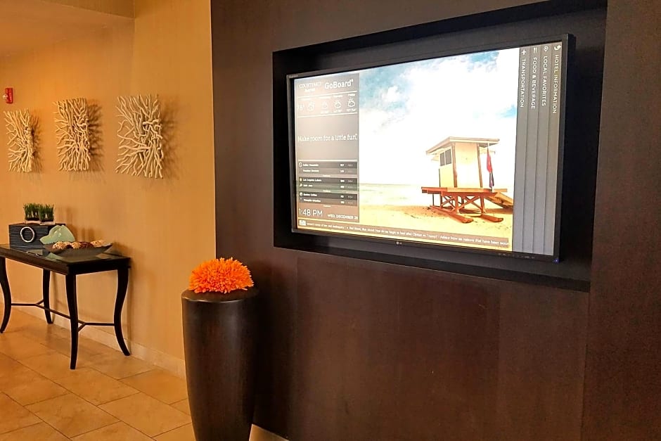 Courtyard by Marriott Fort Lauderdale East / Lauderdale-by-the-Sea