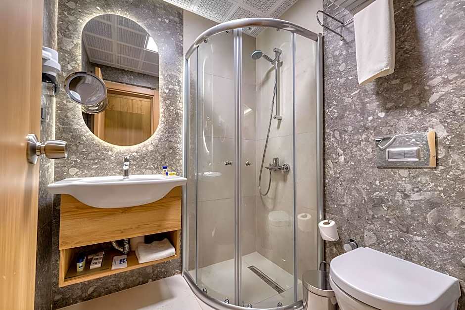 Sealife Lounge - Adult only