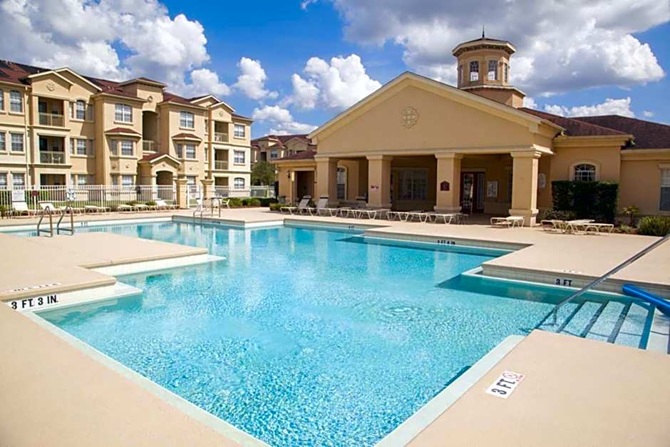Pool Side Tree House