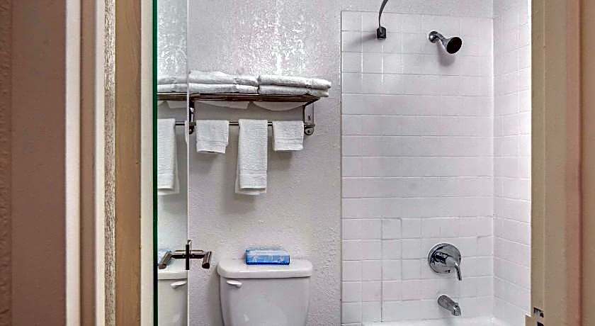 Quality Inn & Suites Ruther Glen