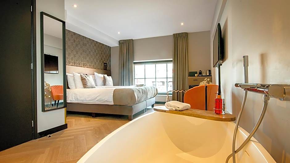 Harbour Suites Boutique Hotel