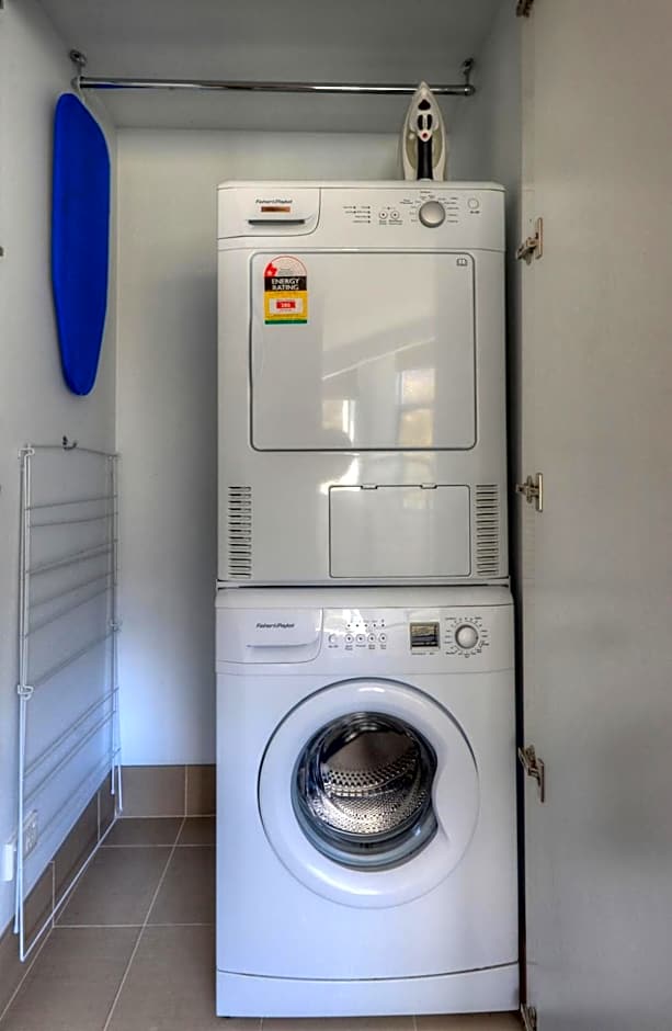 Snowgoose Apartments