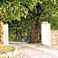 Amico Country House