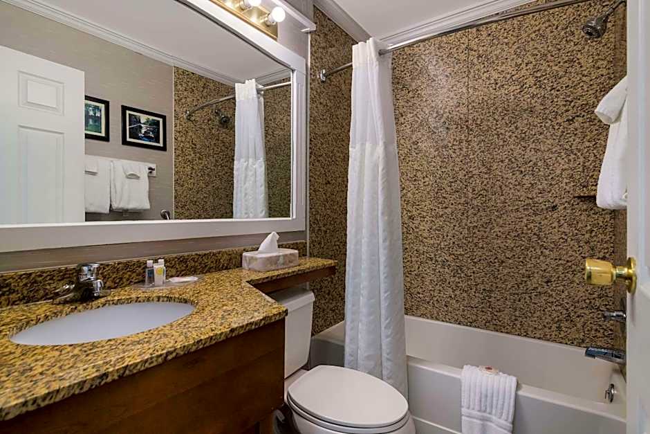 Comfort Inn & Suites Plattsburgh - Morrisonville