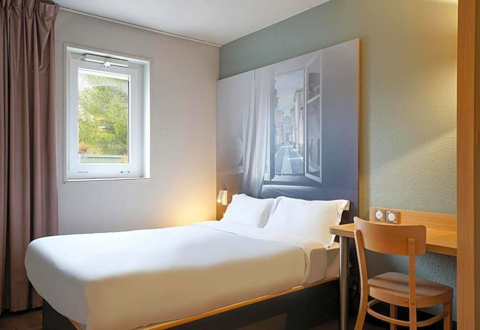 B&B HOTEL Aix-en-Provence Pont de l'Arc