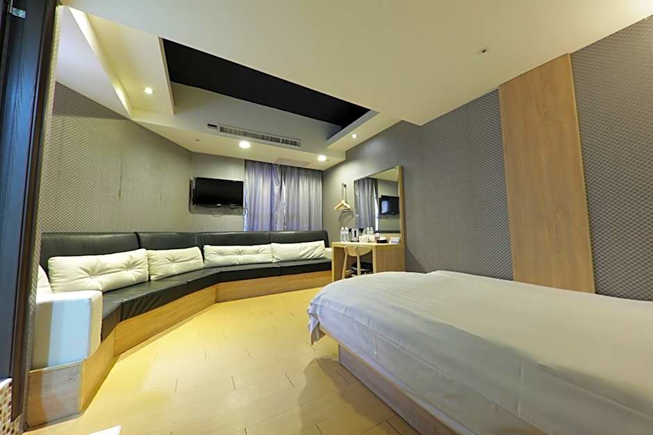 Dream 12 Hotel