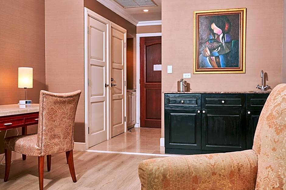 Waymore Hotel Spa & Casino