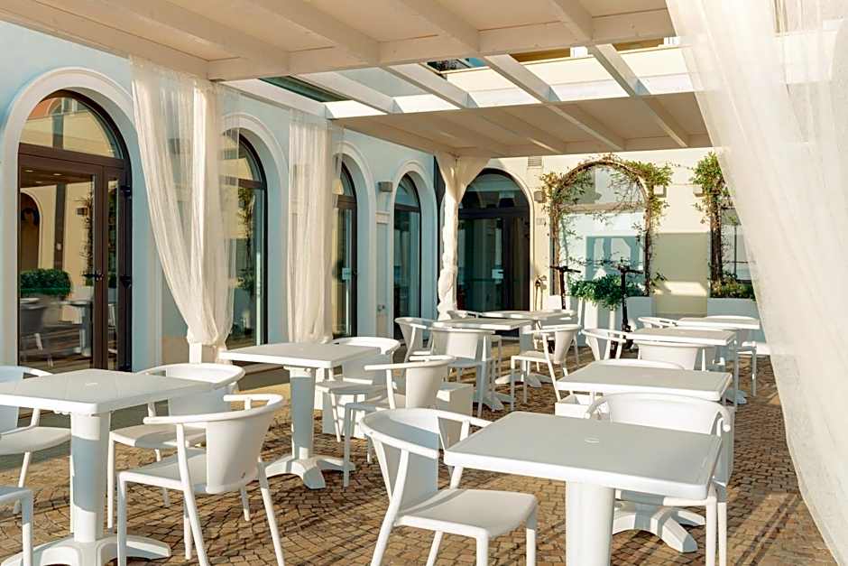 Life Hotel Seaview & Spa