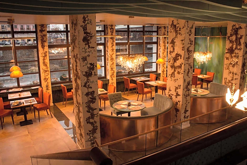 Покрит Мост