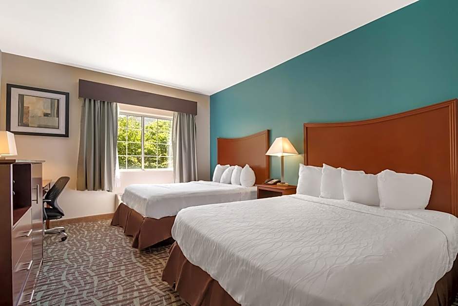 SureStay Plus by Best Western Topeka Northwest