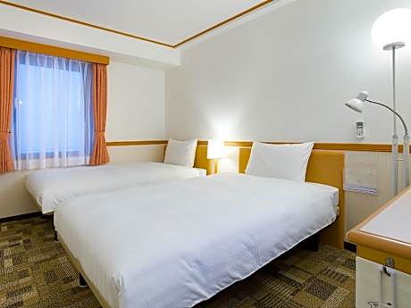 Twin Room - Non-Smoking
