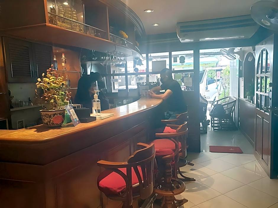 Chaiyapoon Inn