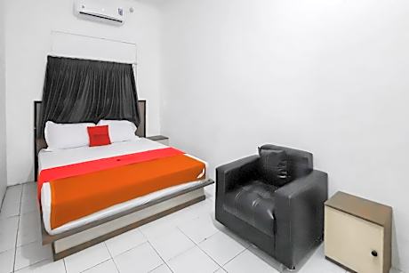 RedDoorz near Universitas Palangkaraya 3