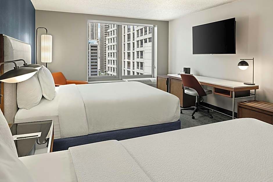 Courtyard by Marriott Chicago Downtown/River North