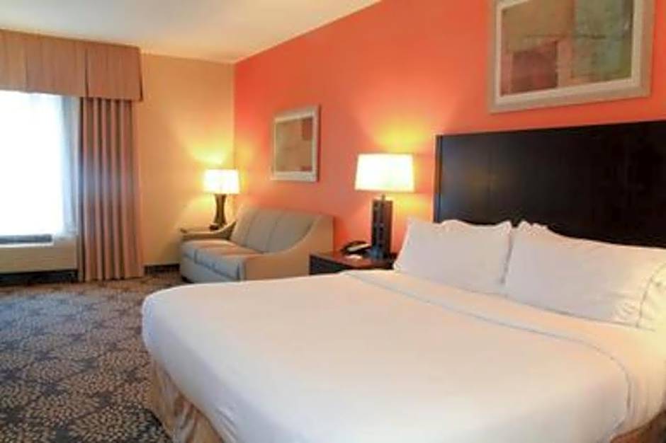 Holiday Inn Express Hotel & Suites Grand Island By IHG