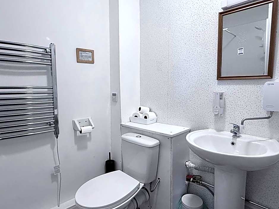 Modern Rooms with SELF Check-In The Castle, Coldstream