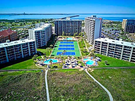 Royale Beach and Tennis Club