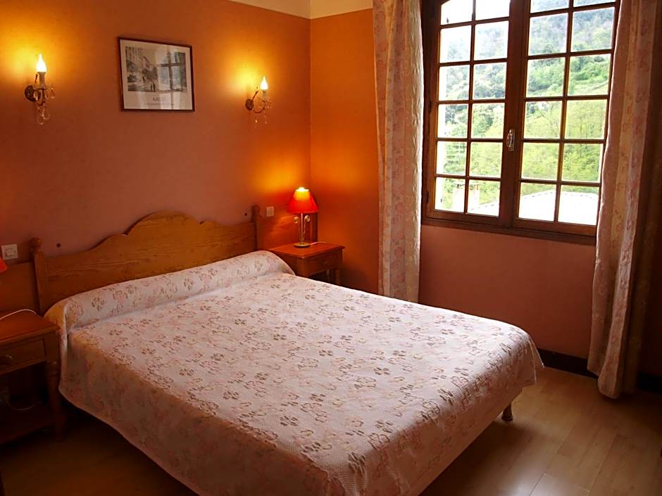 Auberge - Hotel U Paradisu