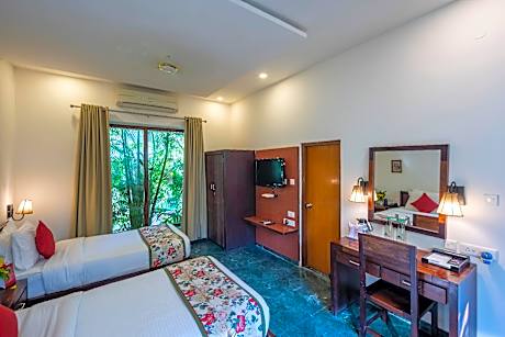 Deluxe Room Twin