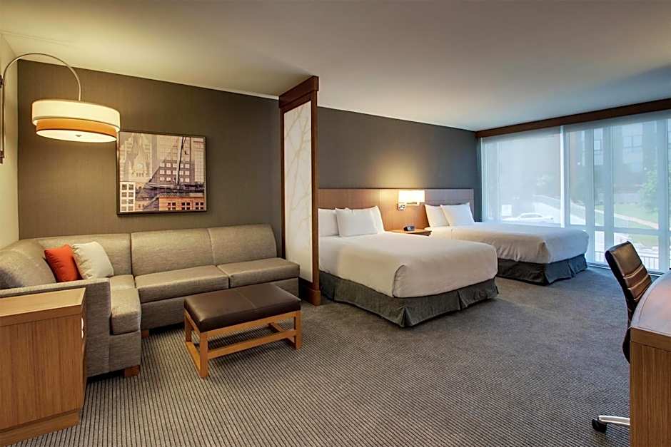 Hyatt Place Milwaukee Downtown