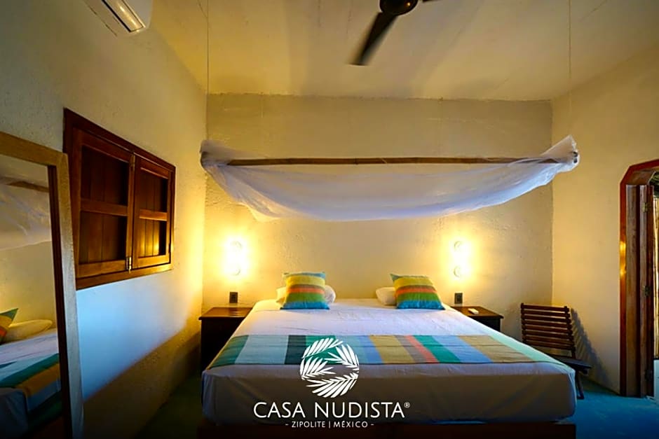 Casa Nudista - LGBT Hotel