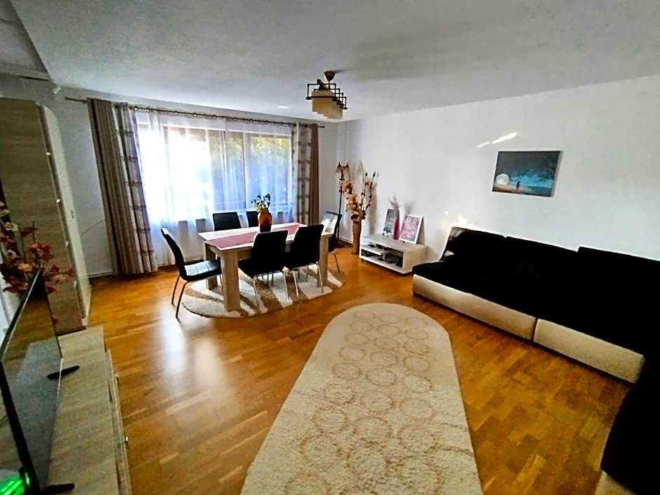 Boutique Casa Galbena