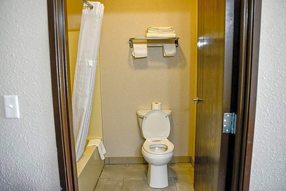 Baymont by Wyndham O'Fallon St. Louis Area