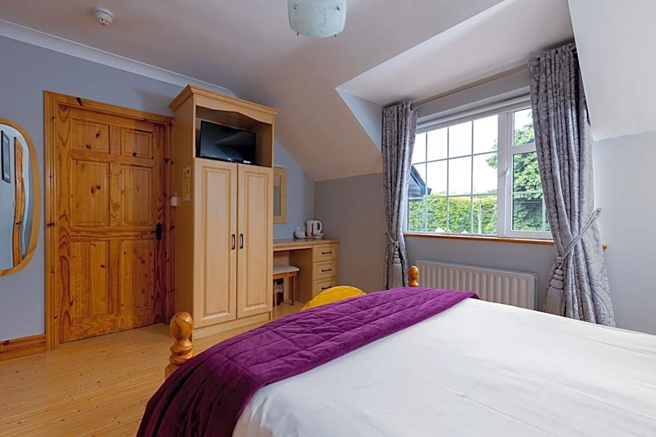 Michaeleen's Manor B&B