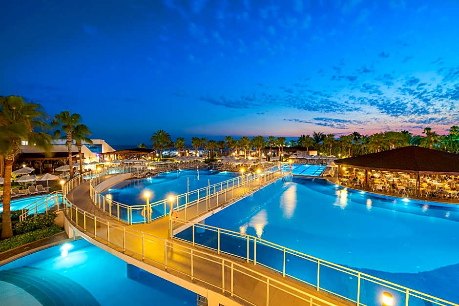 Kirman Sidera Luxury & Spa