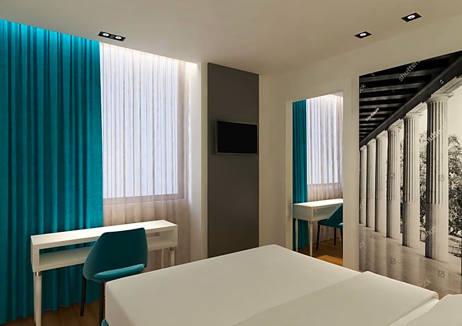 ATHENIAN MONTAZA HOTEL