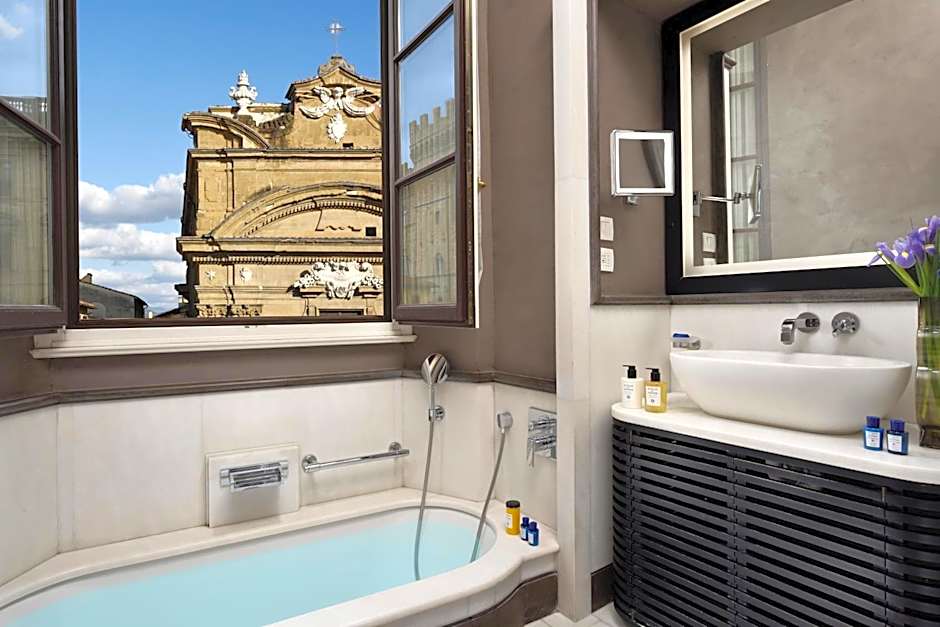San Firenze Suites & Spa