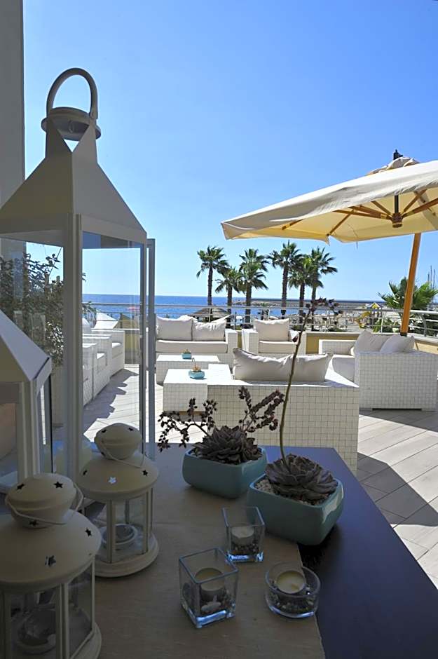 Aregai Marina Hotel & Residence