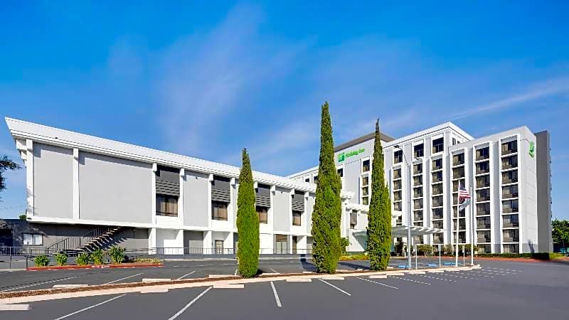 Holiday Inn San Jose Airport
