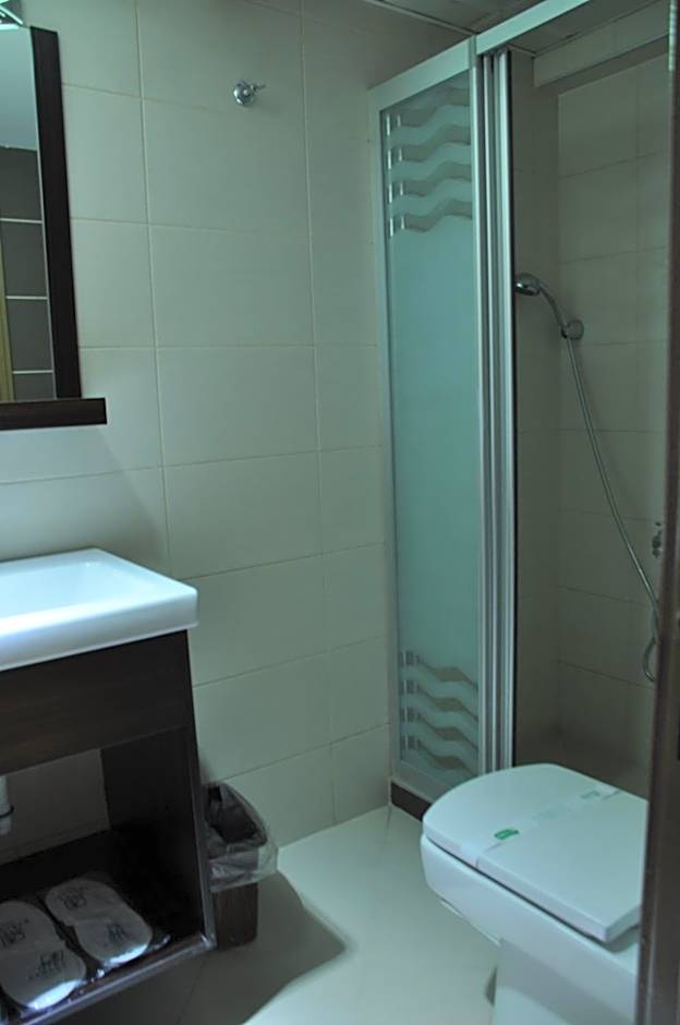 İzmir Otel Kabaçam