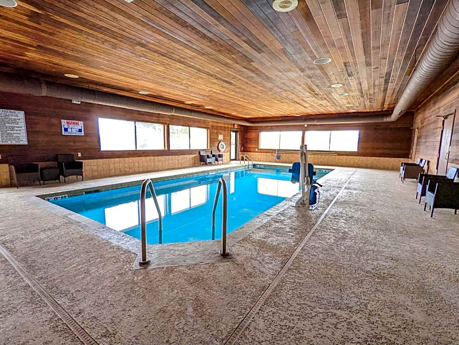 Cobblestone Inn & Suites - Merrill