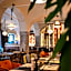 ROYAL ROOMS***