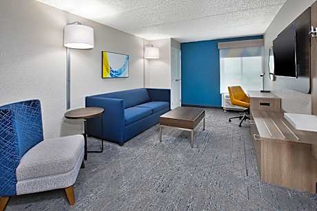 Queen Suite with Two Queen Beds