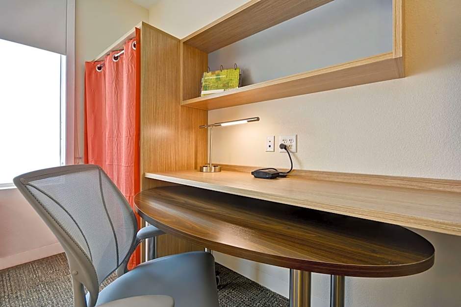 Home2 Suites by Hilton Dallas Downtown at Baylor Scott & White