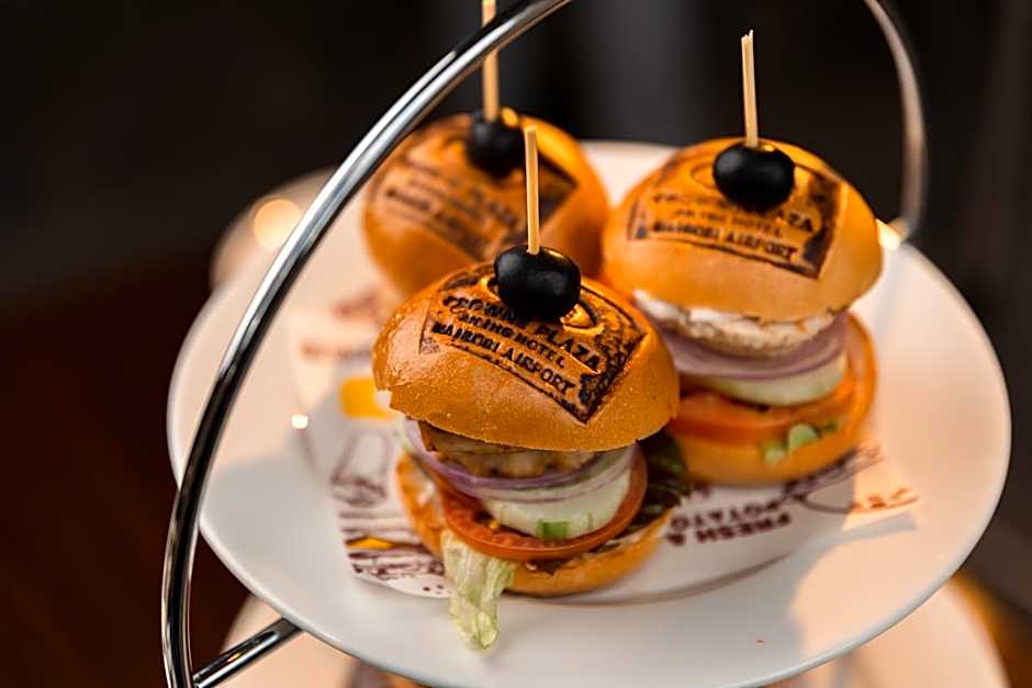 Crowne Plaza Nairobi Airport by IHG