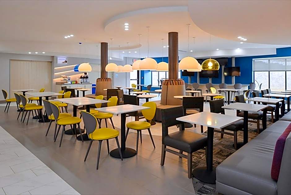 Holiday Inn Express & Suites Shippensburg