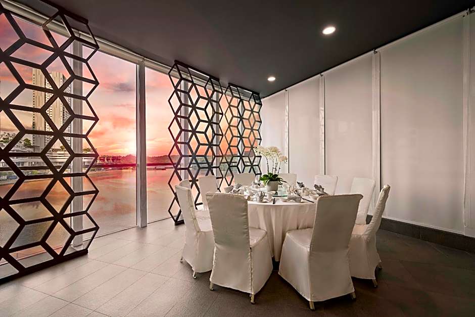 Fraser Place Puteri Harbour