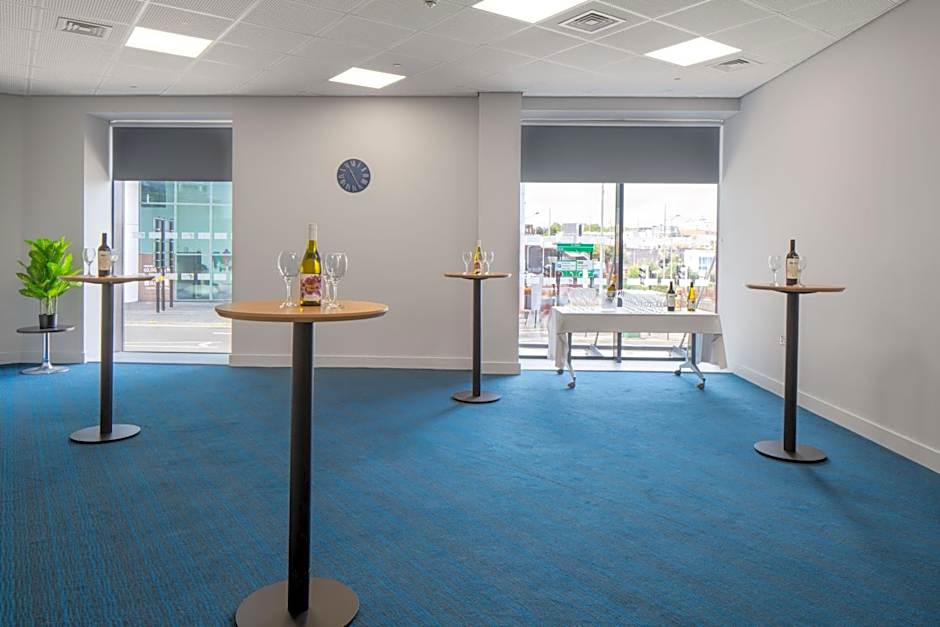 Holiday Inn Express Birmingham-Snow Hill By IHG