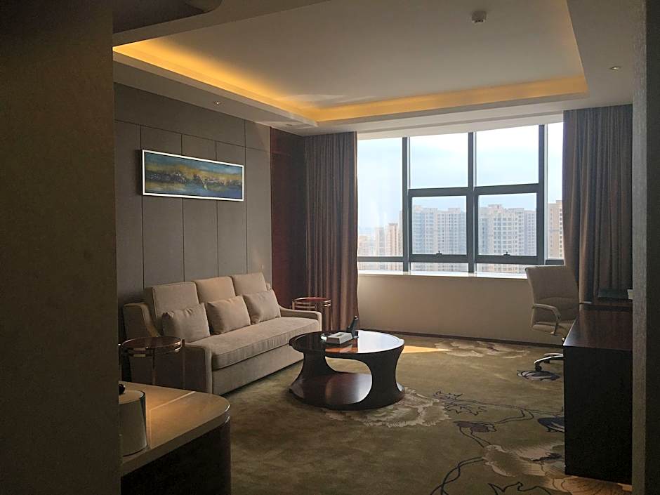 New Junyue International Hotel Guangzhou South Station Jinlong Subway Station